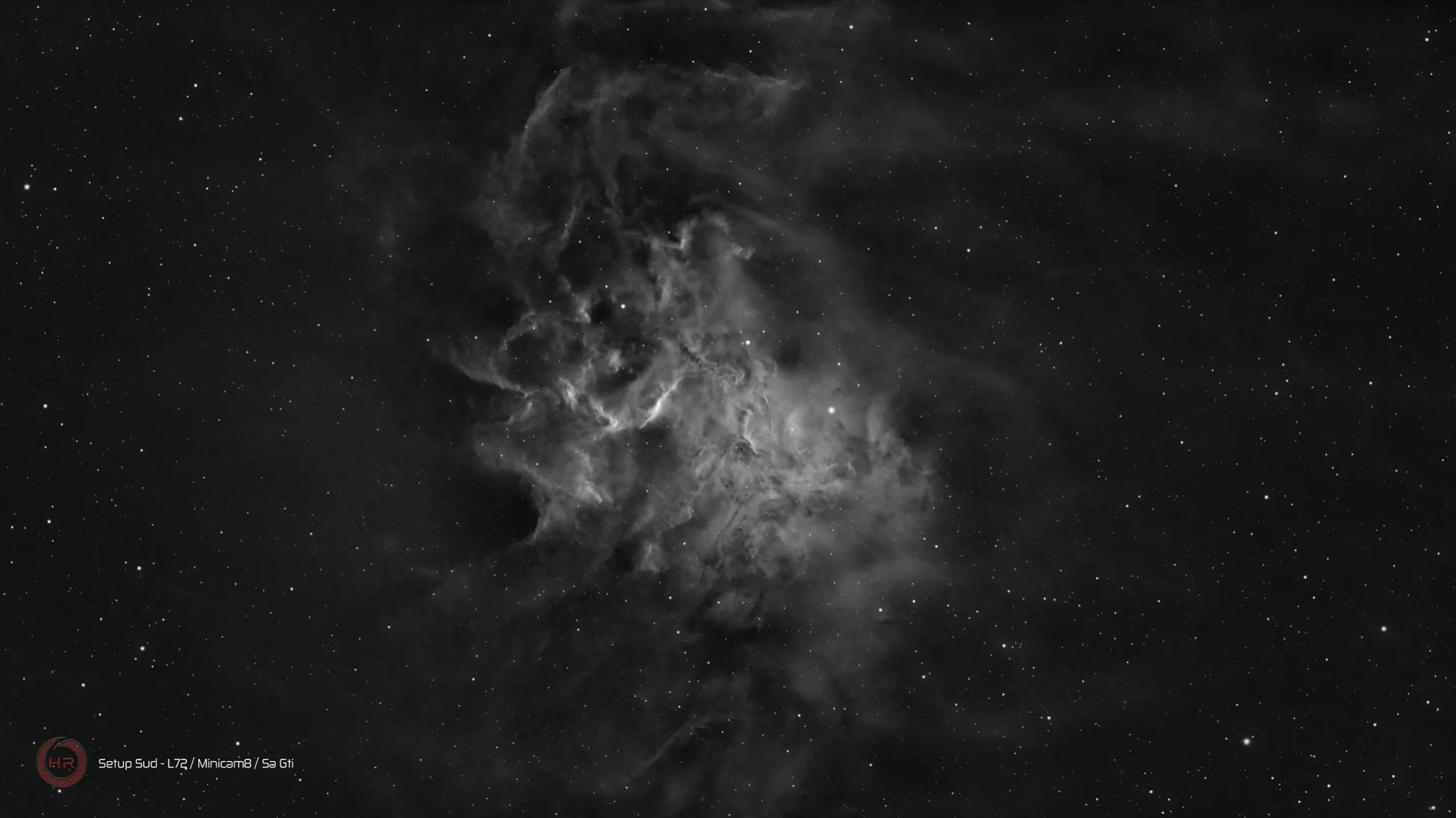 QHY miniCAM8,Cooled astronomy camera,Sony IMX585 sensor,Integrated filter wheel,Deep-sky imaging,Planetary imaging,High-resolution astrophotography,Monochrome CMOS camera,Color CMOS camera,High infrared sensitivity,High quantum efficiency,Low readout noise,Wide dynamic range,Compact astrophotography camera,IMX585